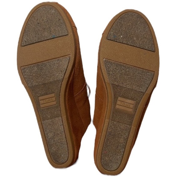 TOMS Chestnut Brown Desert Wedge Lace-Up Suede Ankle Bootie, Size 7, Neutral - Picture 7 of 7